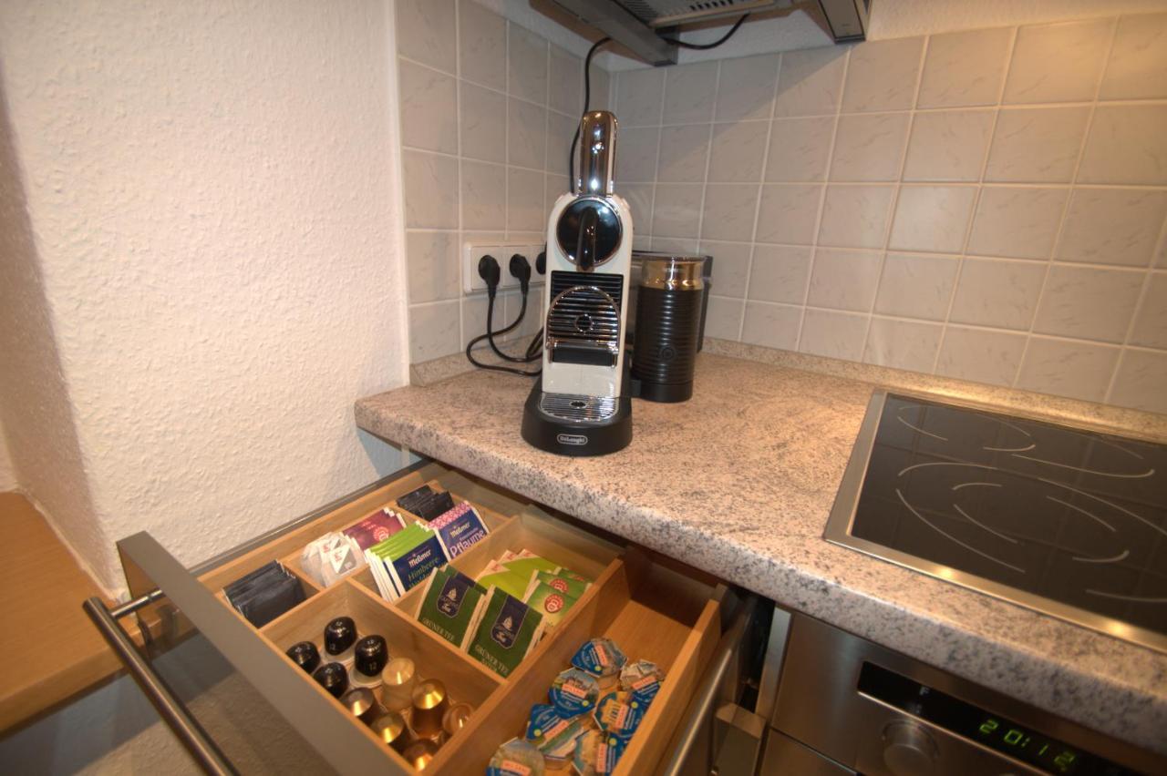 Blissplace 3 Zi Premium Apartment Nahe Getec Arena Mit Kingsize Betten Und Balkon Maagdenburg Buitenkant foto